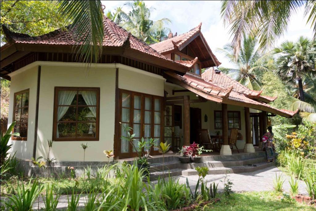 Gaia-Oasis Mountain Abasan Hotel Tejakula Bagian luar foto
